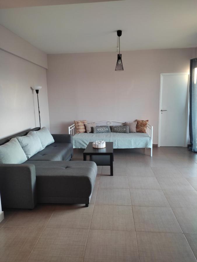شقة Double M Comfy Flat Markópoulon المظهر الخارجي الصورة